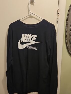 Nike Football Men's XL Long Sleeve Shirt